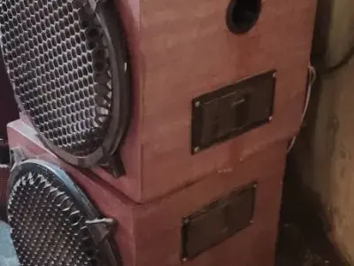 Pair of 10 Inch Wooden Speaker Cabinets Pair of 10 Inch Wooden Speaker Cabinets