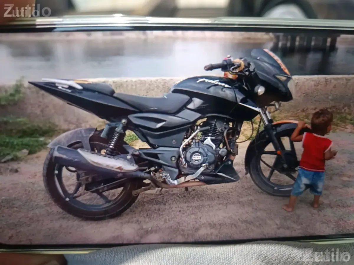 Bajaj Pulsar 125 BS6 2020 One Owner Bike - Bikes - Kalol - Image 3