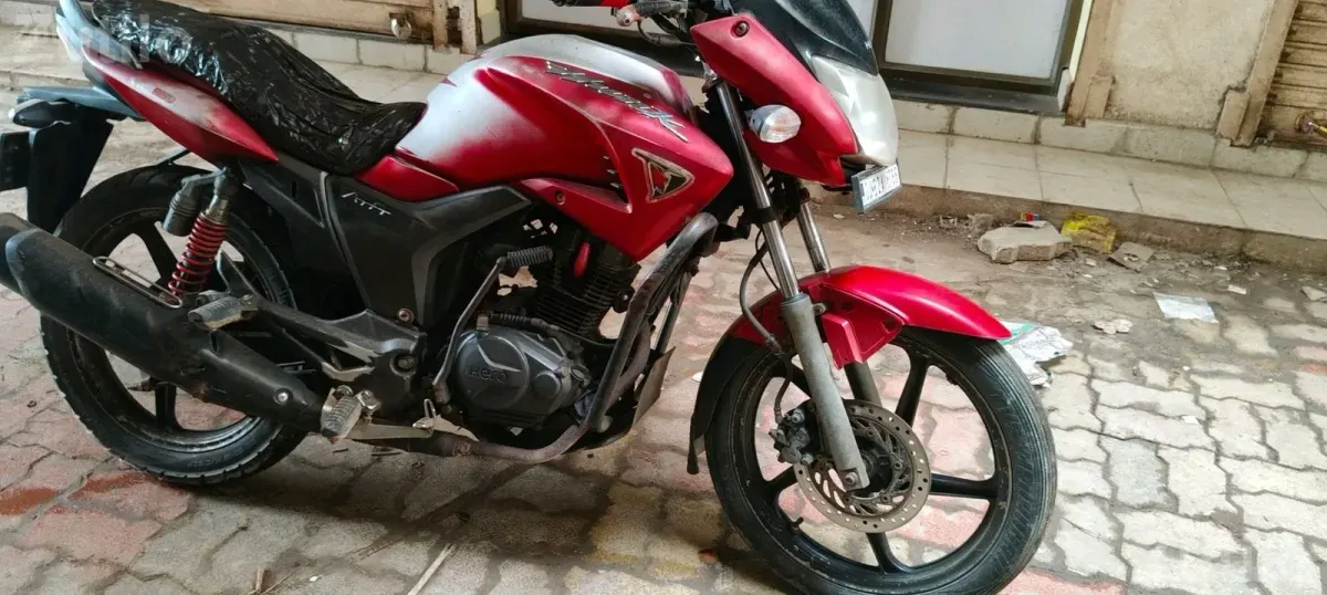 Hero Hunk 2016 Bike 45000 Km - Bikes - Veraval - Image 3