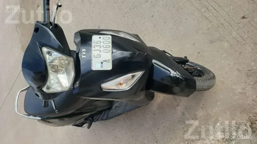 TVS Jupiter 2015 Scooter - બાઇક્સ - ગોંડલ - Image 3