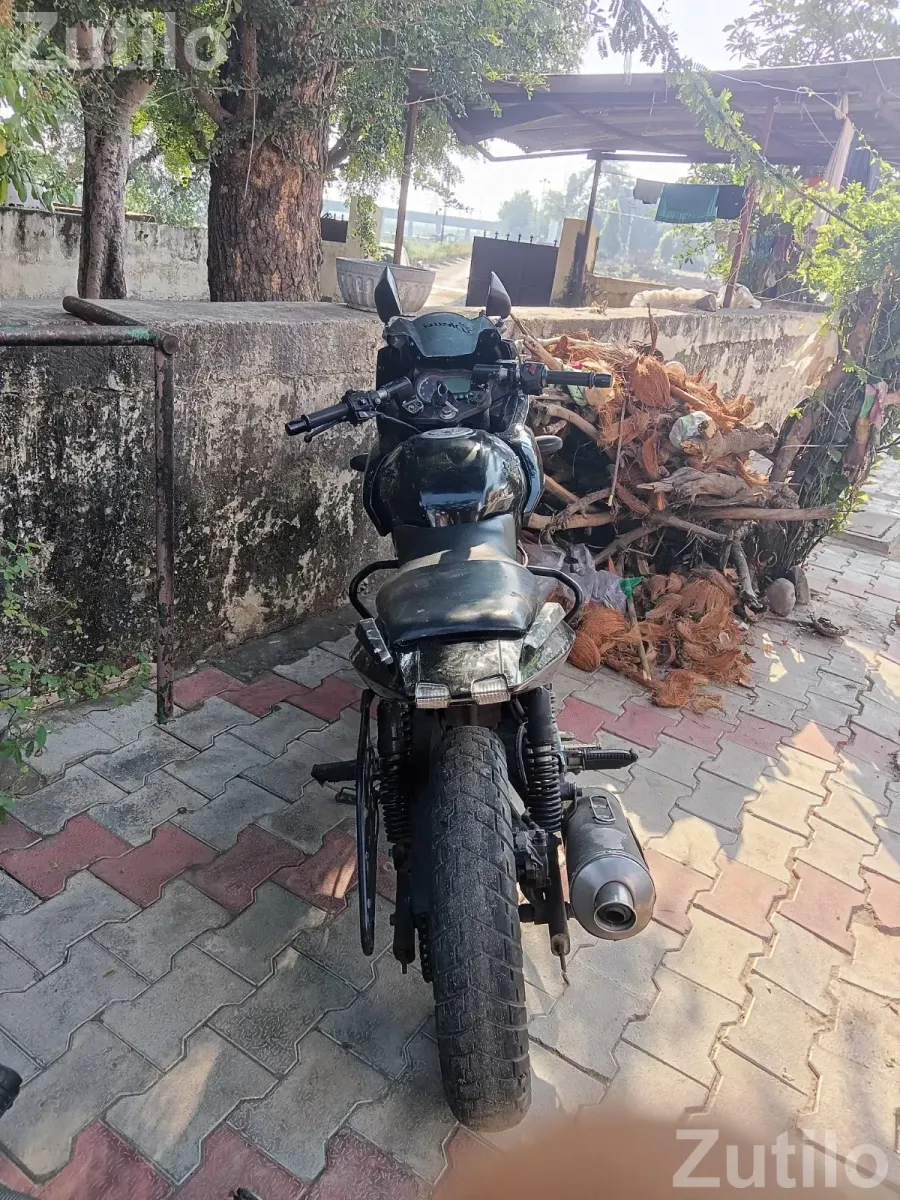 Pulsar 220 f - Bikes - Khedbrahma - Image 2
