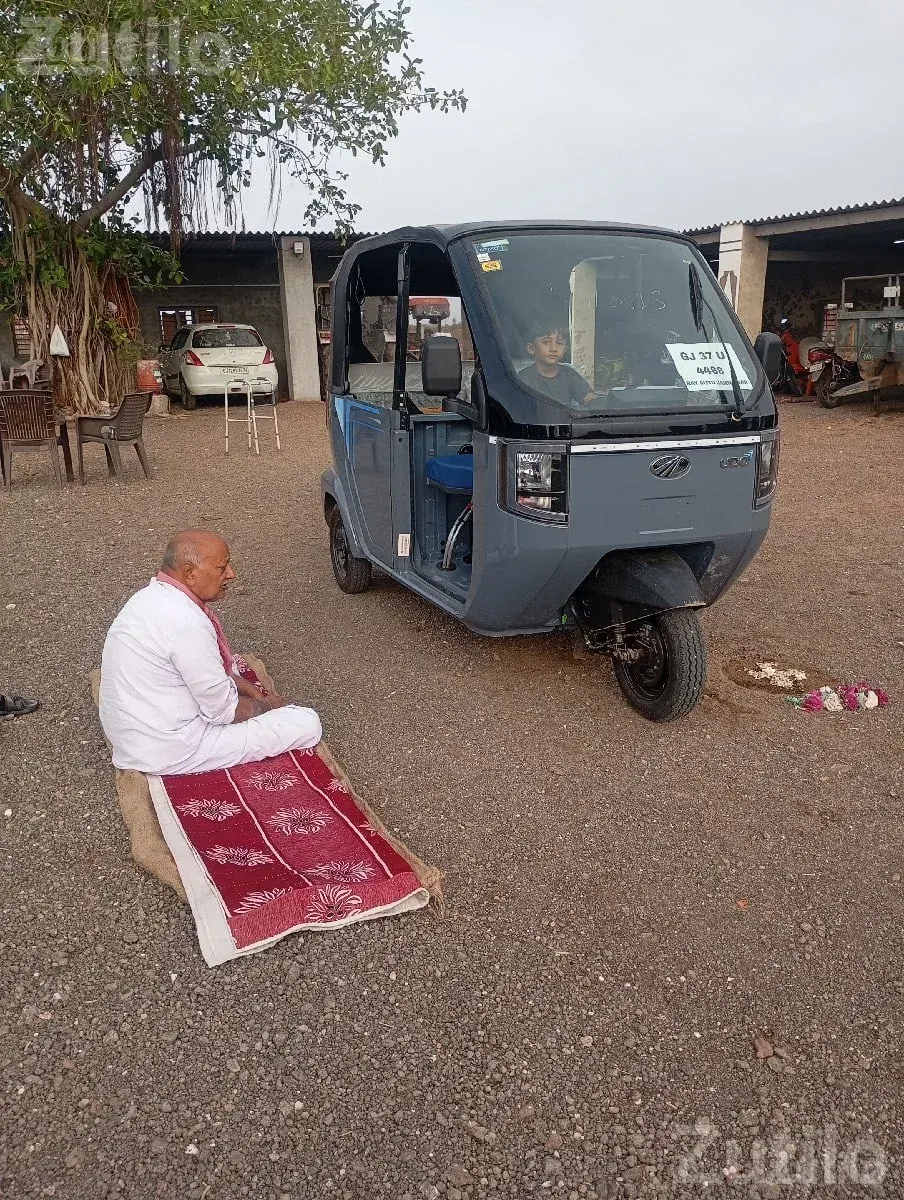 Mahindra Electric Auto Rickshaw 2026 Model - Auto Rickshaws - Khambhalia - Image 3