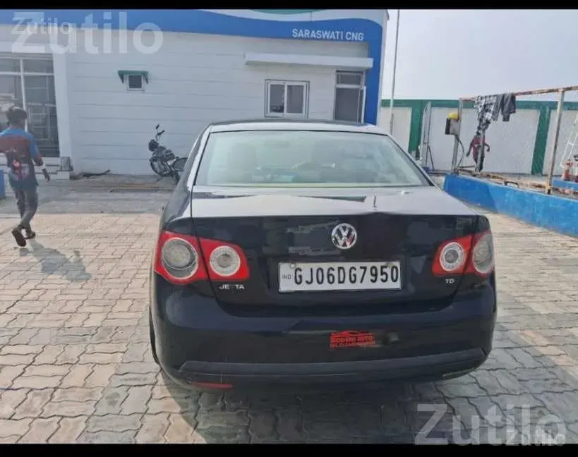 Volkswagen Jetta 2010 Diesel Car - Cars - Himmatnagar - Image 4