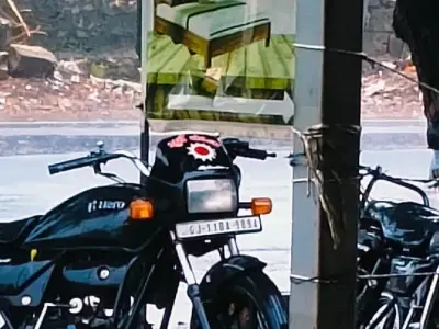 Hero Splendor 2014 Bike with New Tyres Hero Splendor 2014 Bike with New Tyres
