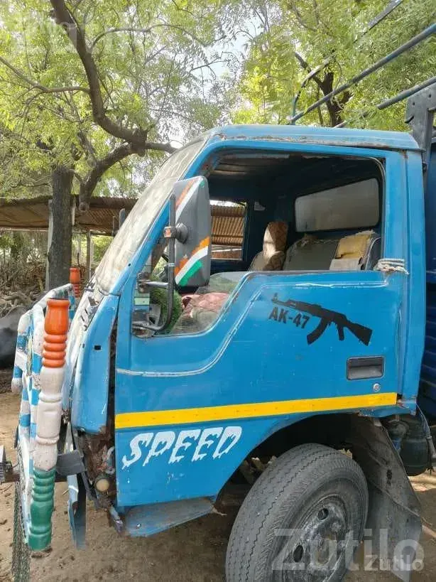 2003 Eicher 14 Ft Commercial Truck - ટ્રક અને લોરી - પાલનપુર - Image 4