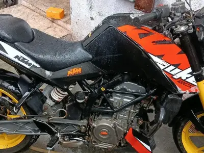 KTM Duke 200 Motorcycle KTM Duke 200 Motorcycle