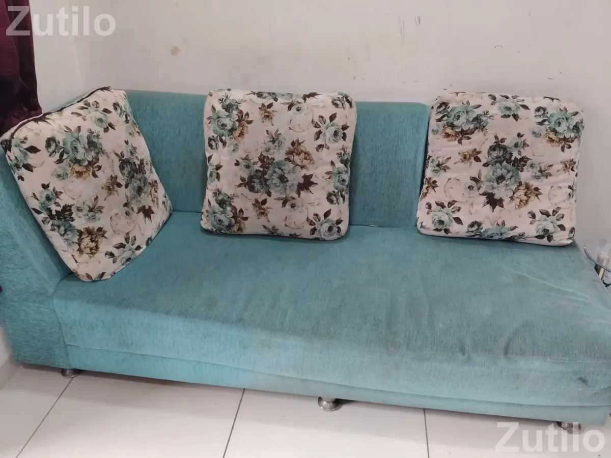 Lounger Sofa with 6 pillows - Sofa Sets - Ahmedabad City - Image 4