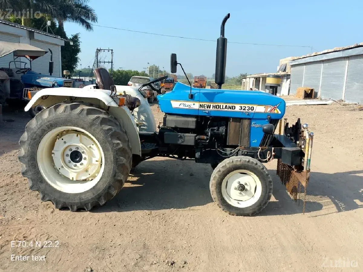 નેયુ હોલેન્ડ 3230 TX - Tractors - Valia - Image 2