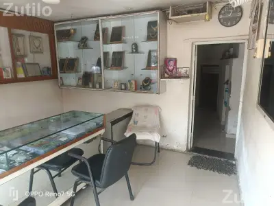 Dukaan aur Makan Dukaan aur Makan