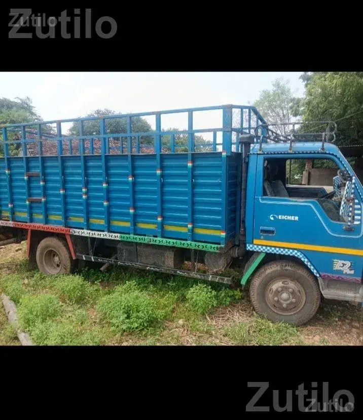 Eicher Truck 2010 Model for Sale - Trucks & Lorries - Khanpur - Image 4