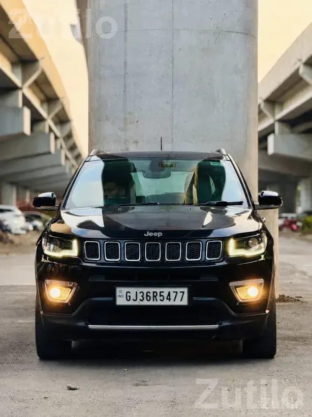 2020 Jeep Compass Limited Plus 4x4 Automatic - Cars - Surat City - Image 4