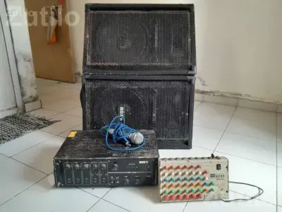 Roxy Sound System with Speakers Amplifier and Mixer Roxy Sound System with Speakers Amplifier and Mixer