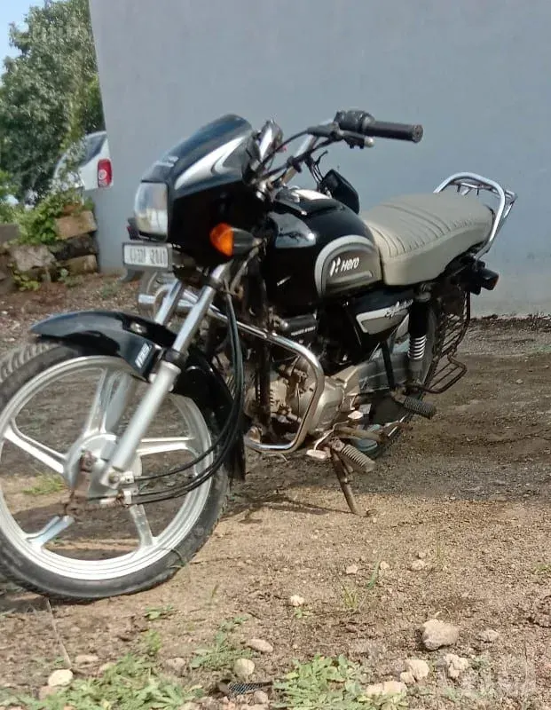 Hero Splendor 2019 Used Bike for Sale - Bikes - Bhanvad - Image 2