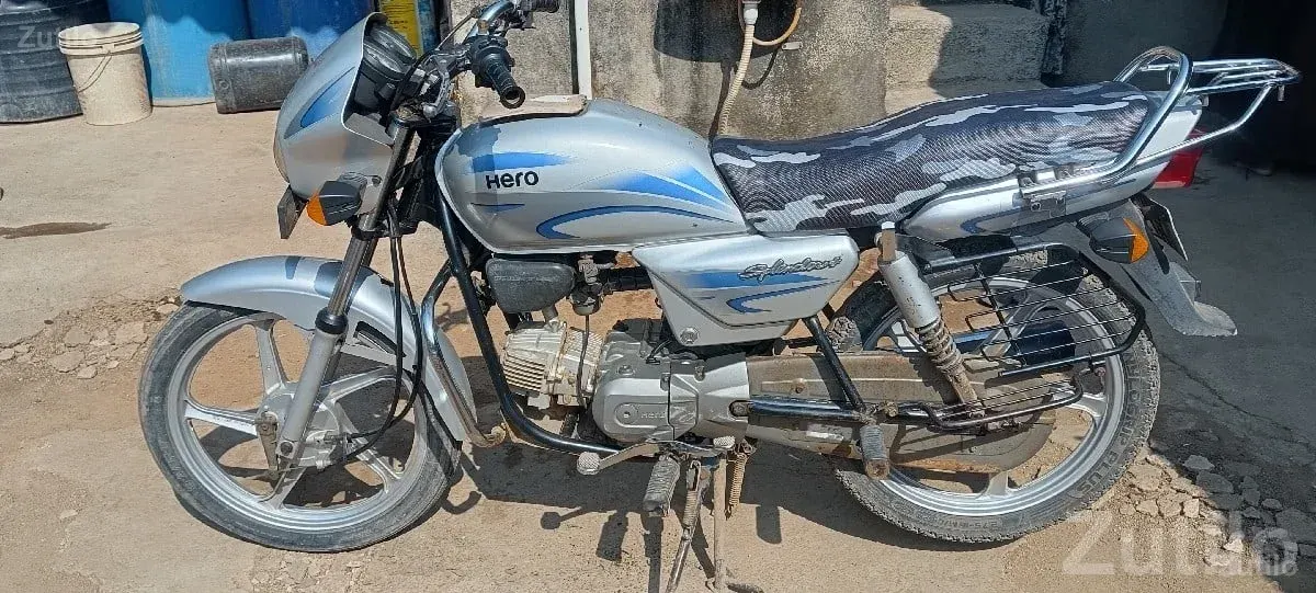 Hero Splendor 2017 Silver Bike for Sale - Bikes - Bhanvad - Image 2