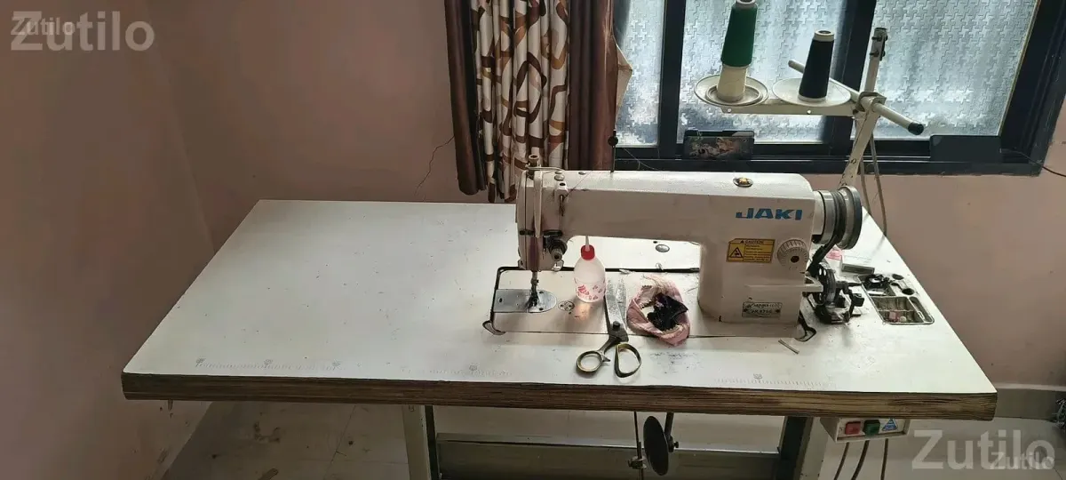 JACK Industrial Sewing Machine with Table - Textile Machinery - Surat City - Image 4