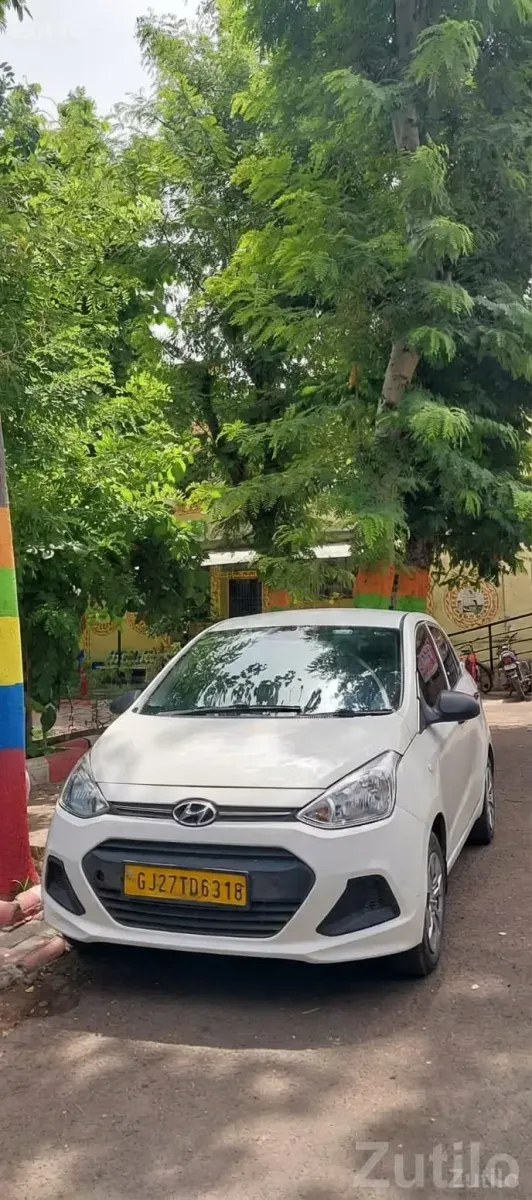 Hyundai Xcent Well‑Kept Interior Sedan - Cars - Ahmedabad City - Image 4