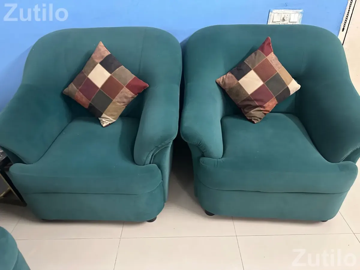 Sofa set 5 seater - સોફા સેટ અને કાઉચ - અમદાવાદ શહેર - Image 4