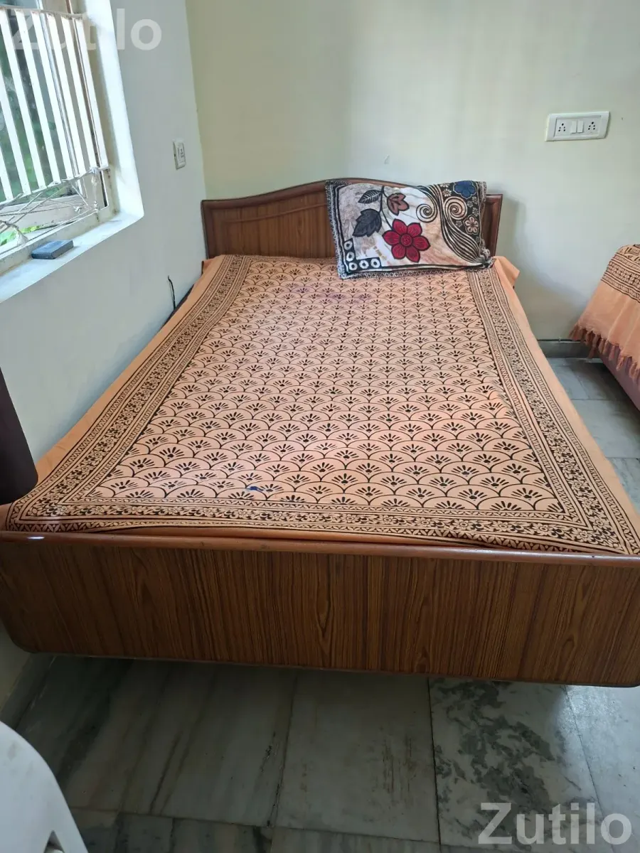 Single bed or 1 seti with mattress - Beds & Mattresses - Ahmedabad City - Image 4