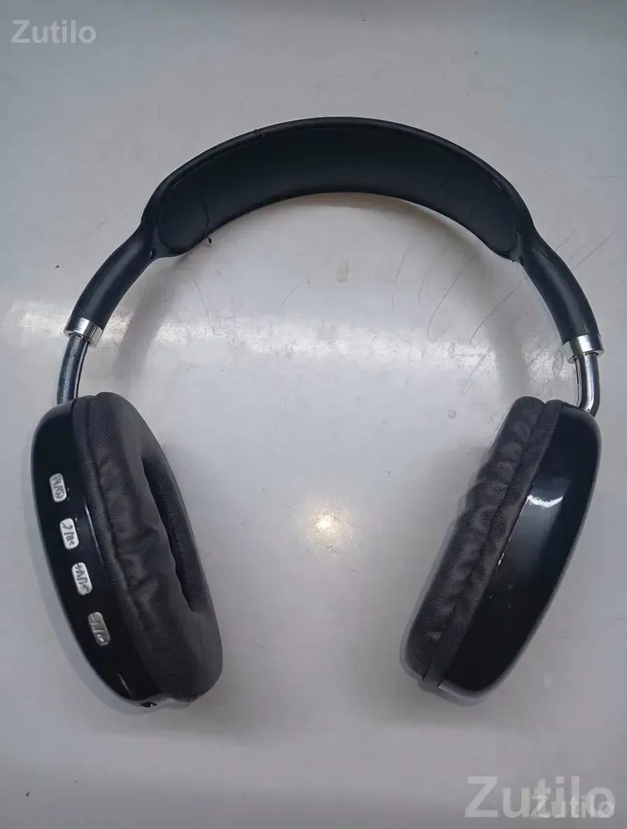 P9 Over‑Ear Headphones – Soft Cushion - Mobile Phones - Mehsana City - Image 3