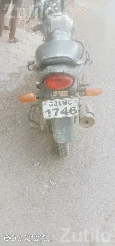 2010 Model Motorcycle with New Tyres - Bikes - Talaja - Image 3