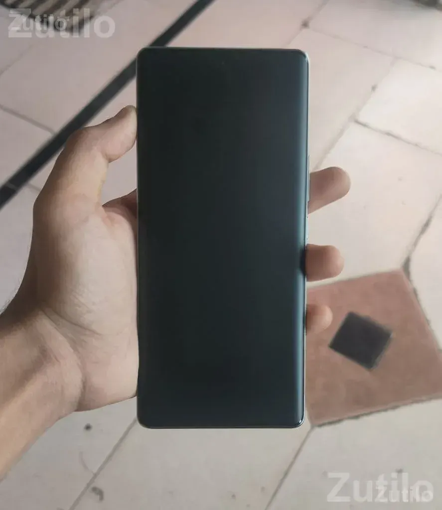 Infinix Note 40 Pro 5G BMW Edition 256GB - Mobile Phones - Palanpur - Image 4