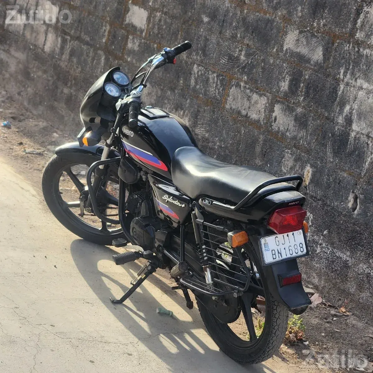 Hero Splendor i3S Self Start 2017 - બાઇક્સ - જુનાગઢ - Image 2