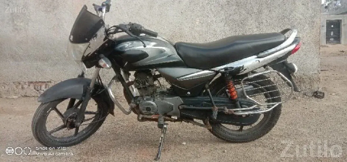Used Yamaha Motorcycle 2008 Model - Bikes - Gondal - Image 3