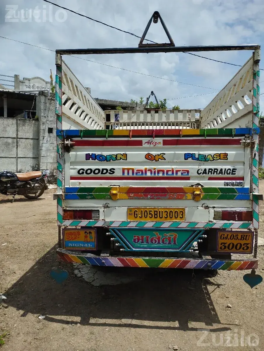 Mahindra Bolero Pickup 2014 Goods Carrier - ટ્રક અને લોરી - મેન્ડરડા - Image 3
