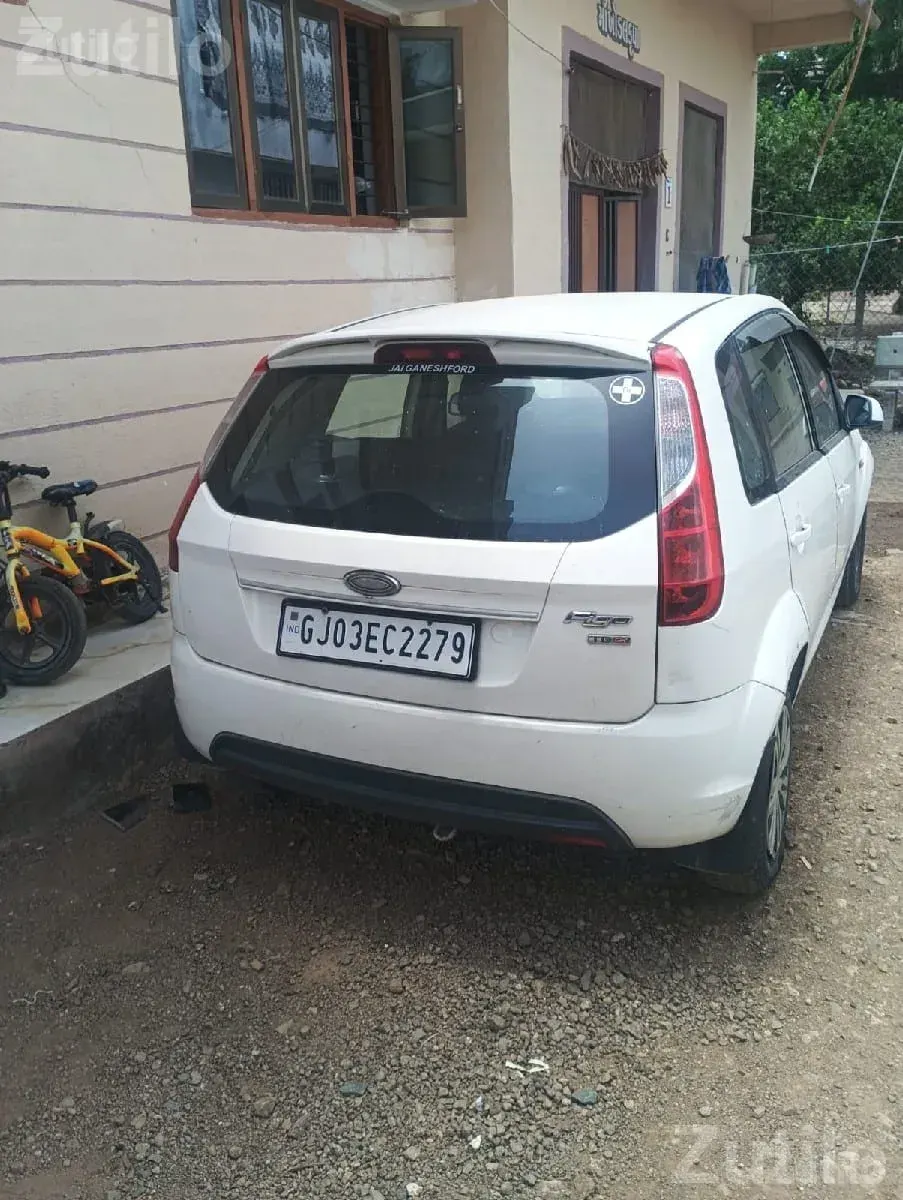 2012 Ford Figo, 2nd Owner with New Tyres - કાર - વિસાવદર - Image 2