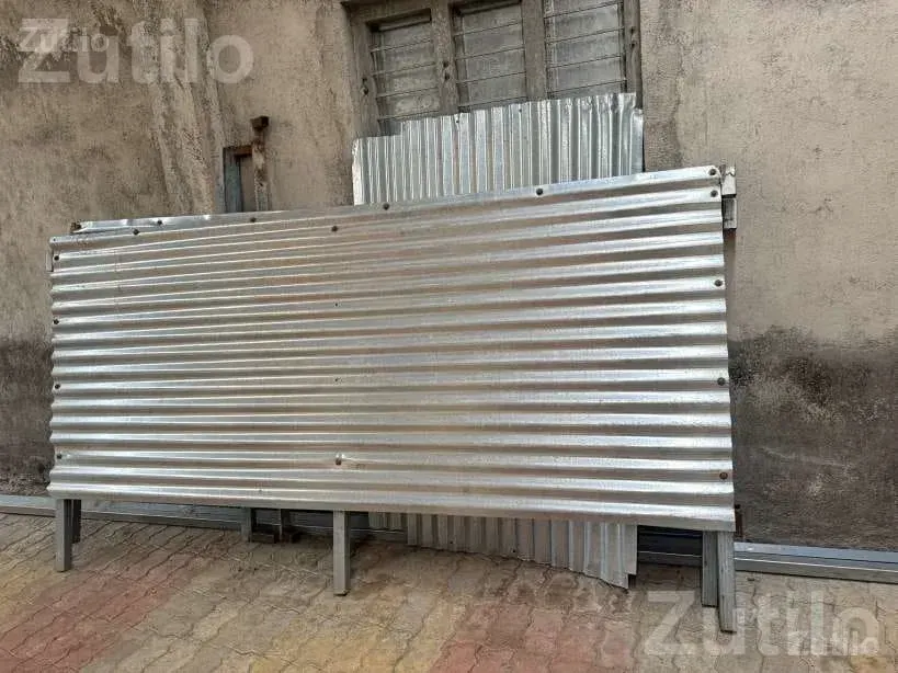 Metal Fence Panel 10 ft x 4 ft - Tools & Hardware - Upleta - Image 3