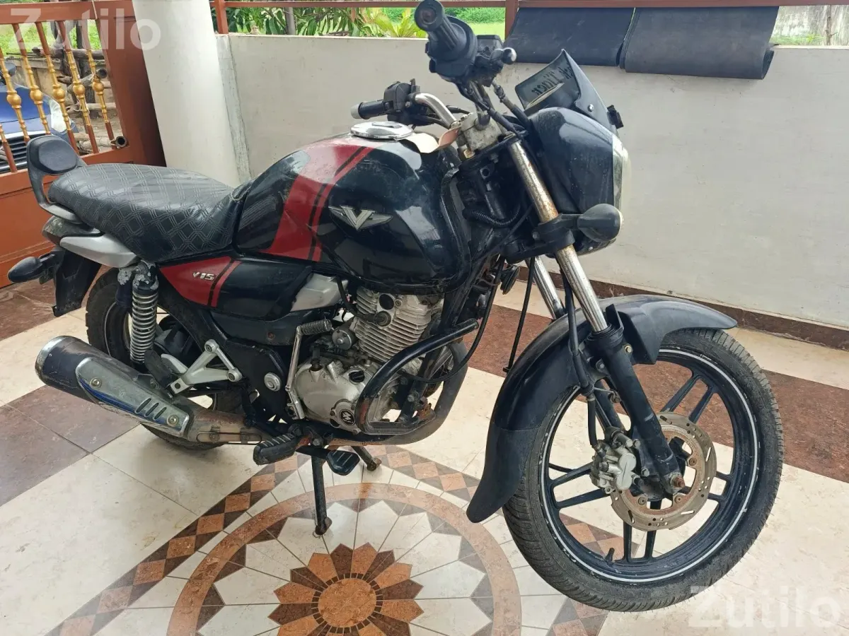 BAJAJ VIKRANT V15 - બાઇક્સ - વાઘોડિયા - Image 2