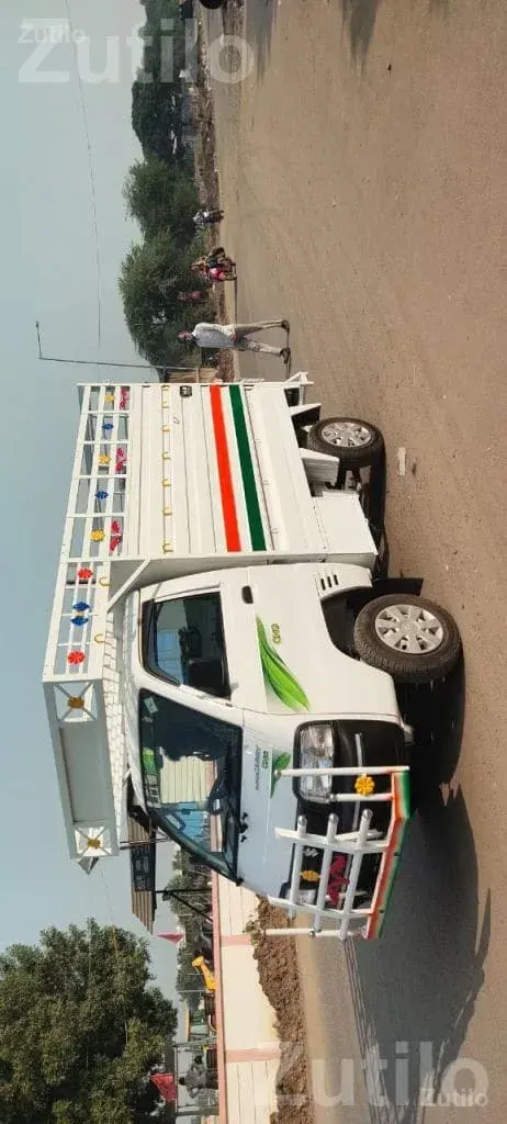 Mahindra Super Carry Tempo on Rent - Vehicle Rentals - Surat City - Image 2