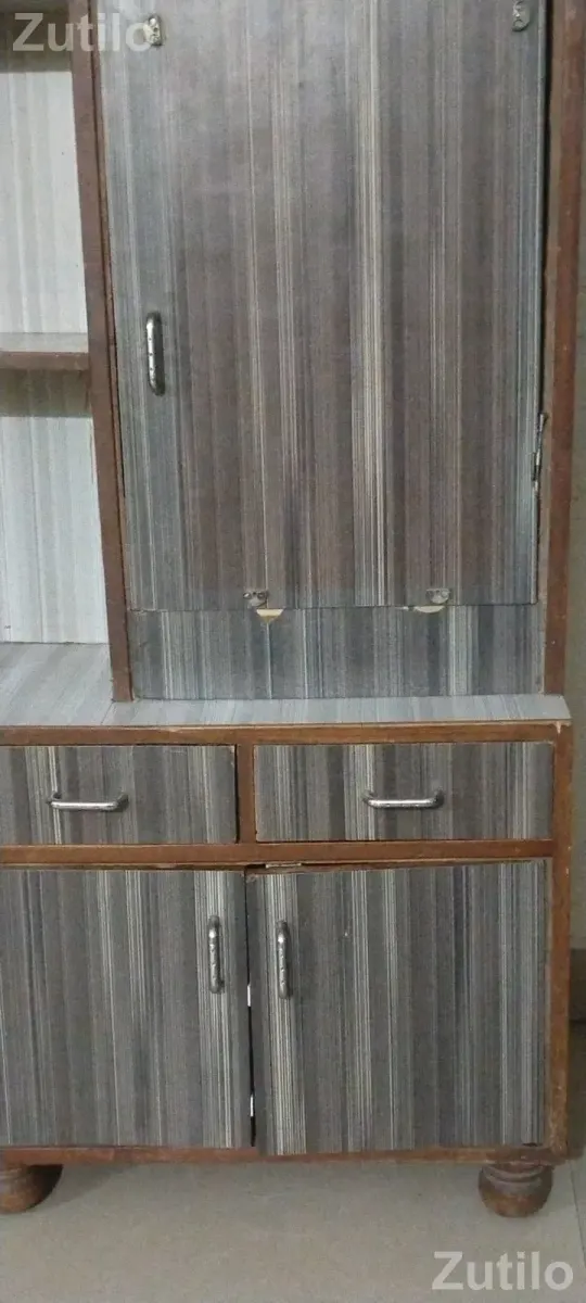 Wooden dressing table with huge storage and drawers - વોર્ડરોબ, કબાટ અને સ્ટોરેજ - સુરત શહેર - Image 2