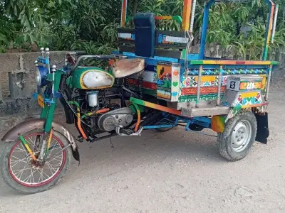 2020 Cargo Auto Rickshaw with Complete Papers 2020 Cargo Auto Rickshaw with Complete Papers