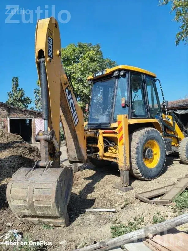 JCB Backhoe Loader 2017 Model - બાંધકામના વાહનો - વિસાવદર - Image 4