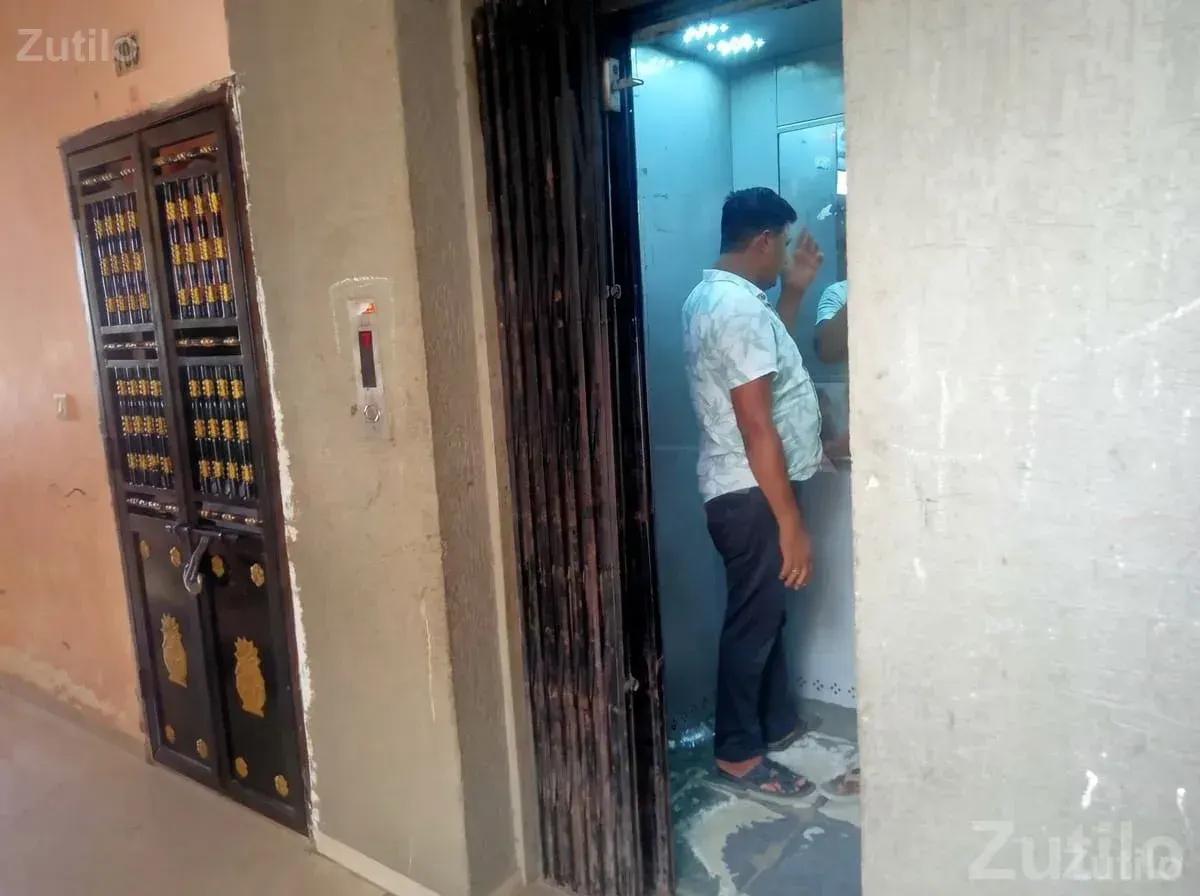 1 BHK Flat for Sale in Prime Area - House for Sale - Daskroi - Image 3