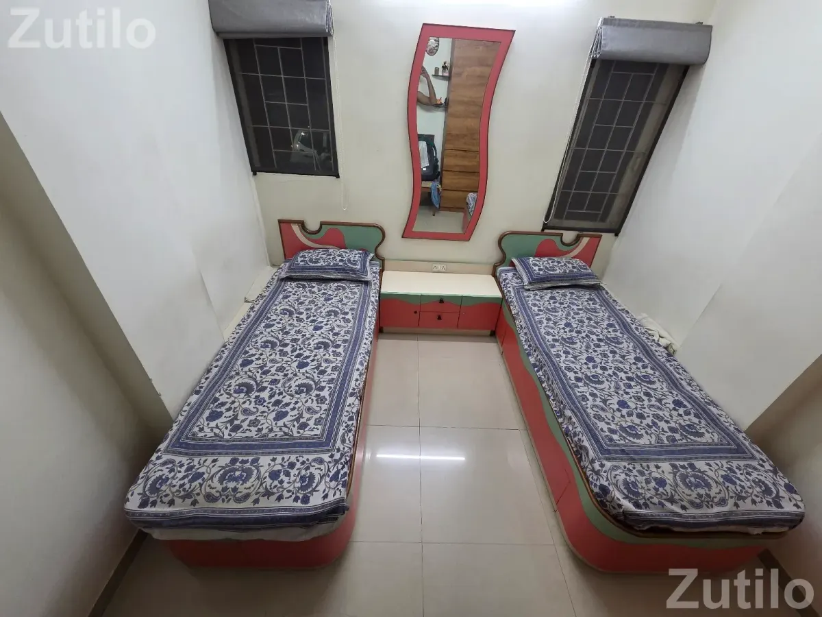 Bed Set with Mattress and Side Table - Beds & Mattresses - Ahmedabad City - Image 3