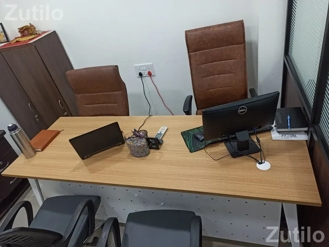 Office Employee and Boss Table - Desks, Office & Commercial Furniture - Ahmedabad City - Image 3