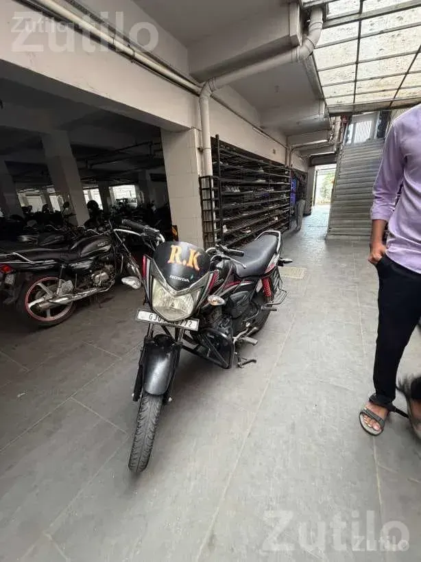 Honda CB Shine 2019 Self Start Bike - બાઇક્સ - સુરત શહેર - Image 3