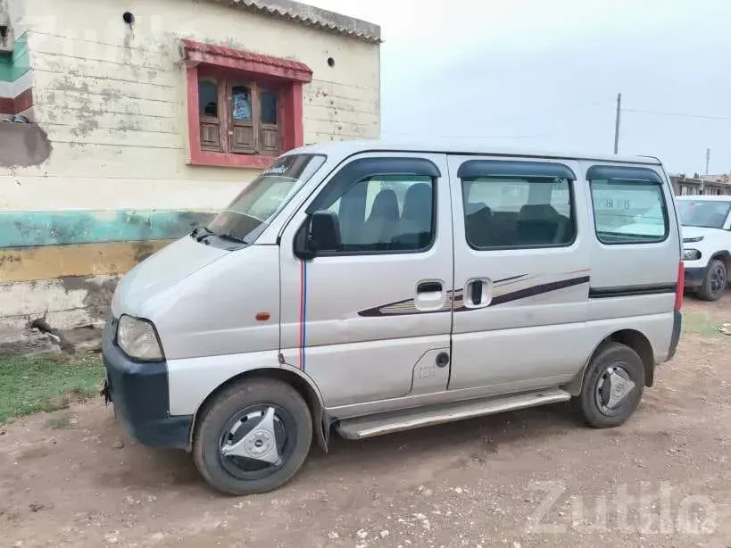2019 Maruti Suzuki Eeco 2nd Owner - કાર - લાલપુર - Image 5