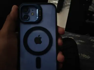 iPhone 12 iPhone 12
