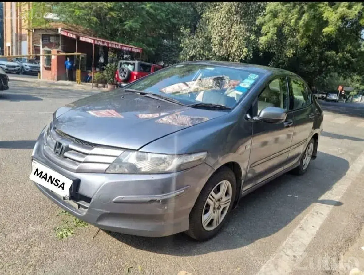 Honda City SMT i-VTEC Petrol Sedan - કાર - ગાંધીનગર શહેર - Image 4