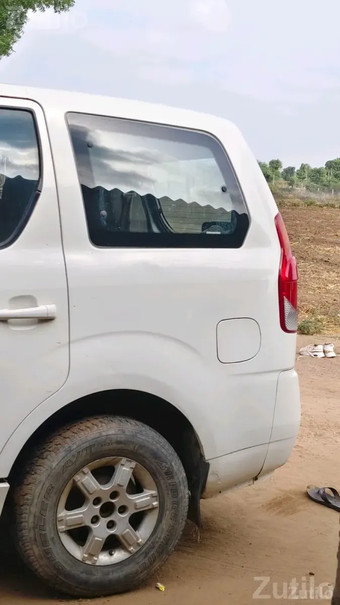 Mahindra Xylo Car for Sale - Cars - Dahod City - Image 4