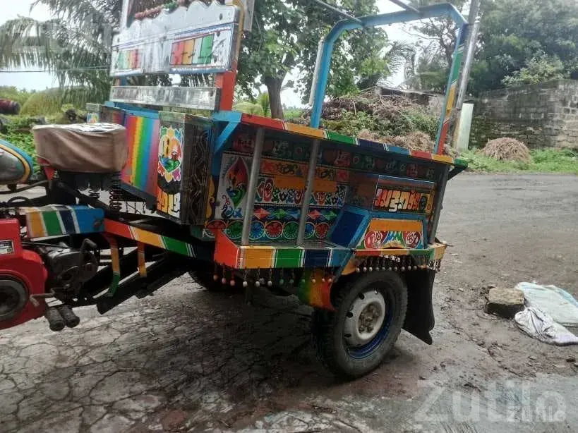 2016 Auto Rickshaw for Sale - ઓટો રિક્ષા - વેરાવળ - Image 4