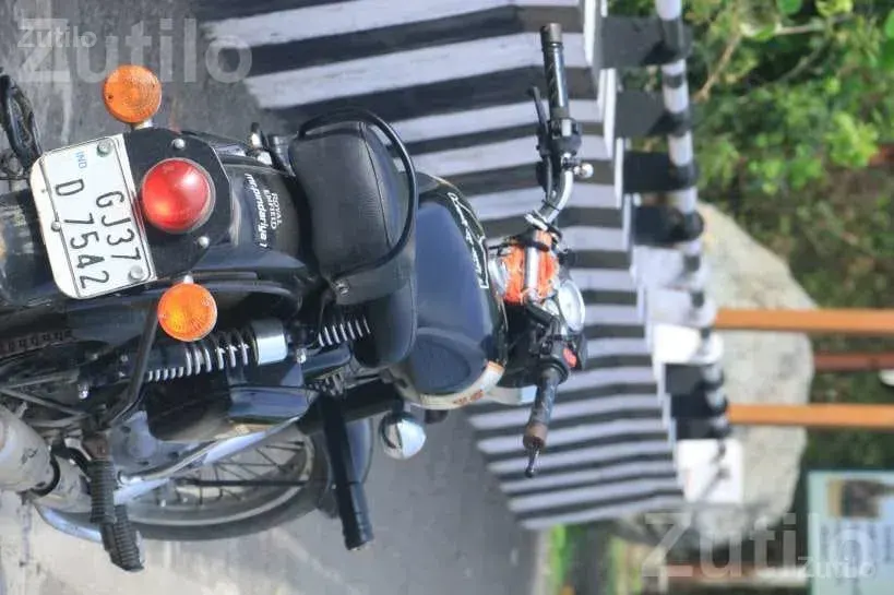 2017 Royal Enfield Classic 350 Carburetor - Bikes - Khambhalia - Image 3