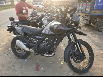Himalayan mana black 450 Himalayan mana black 450