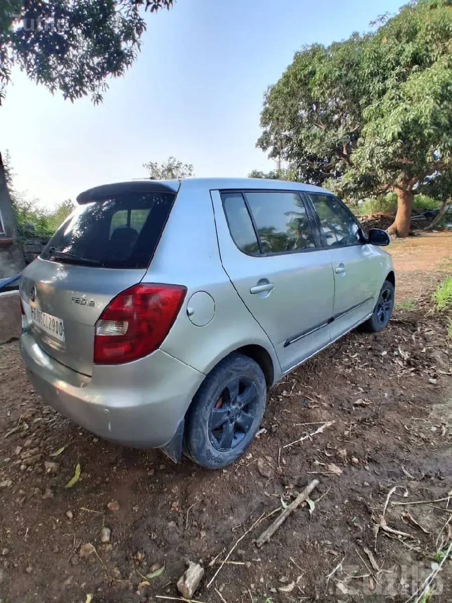 Skoda Fabia 2008 Used Car for Sale - કાર - છાયા - Image 3