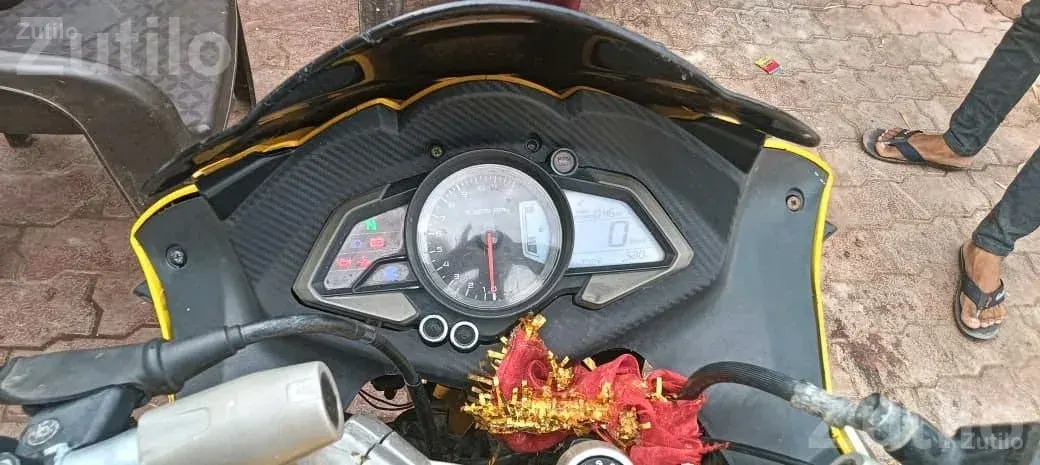 Bajaj Pulsar RS200 Sports Bike 48000 Km - બાઇક્સ - જામજોધપુર - Image 3