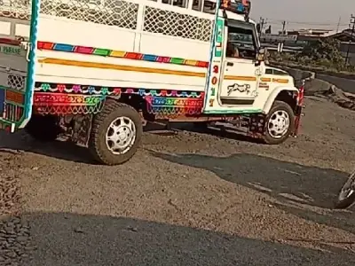2017 Mahindra Bolero Pikup Maxi Truck