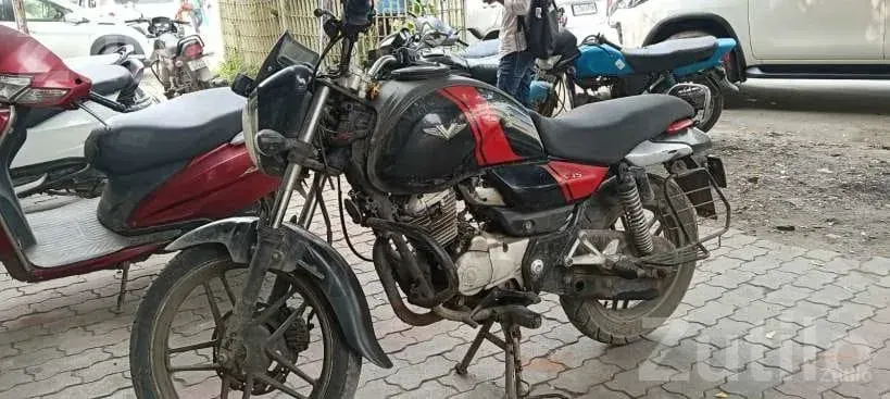 Bajaj V Bike 2018 Motorcycle - Bikes - Godhra - Image 5